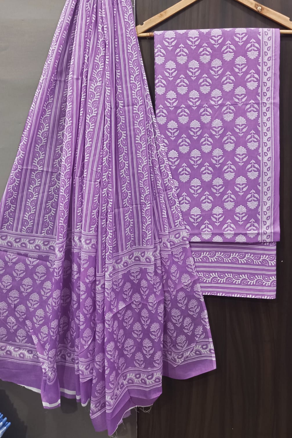 HAND BLOCK PRINT COTTON SUIT WITH COTTON MULMUL DUPATTA ( MALYS145)