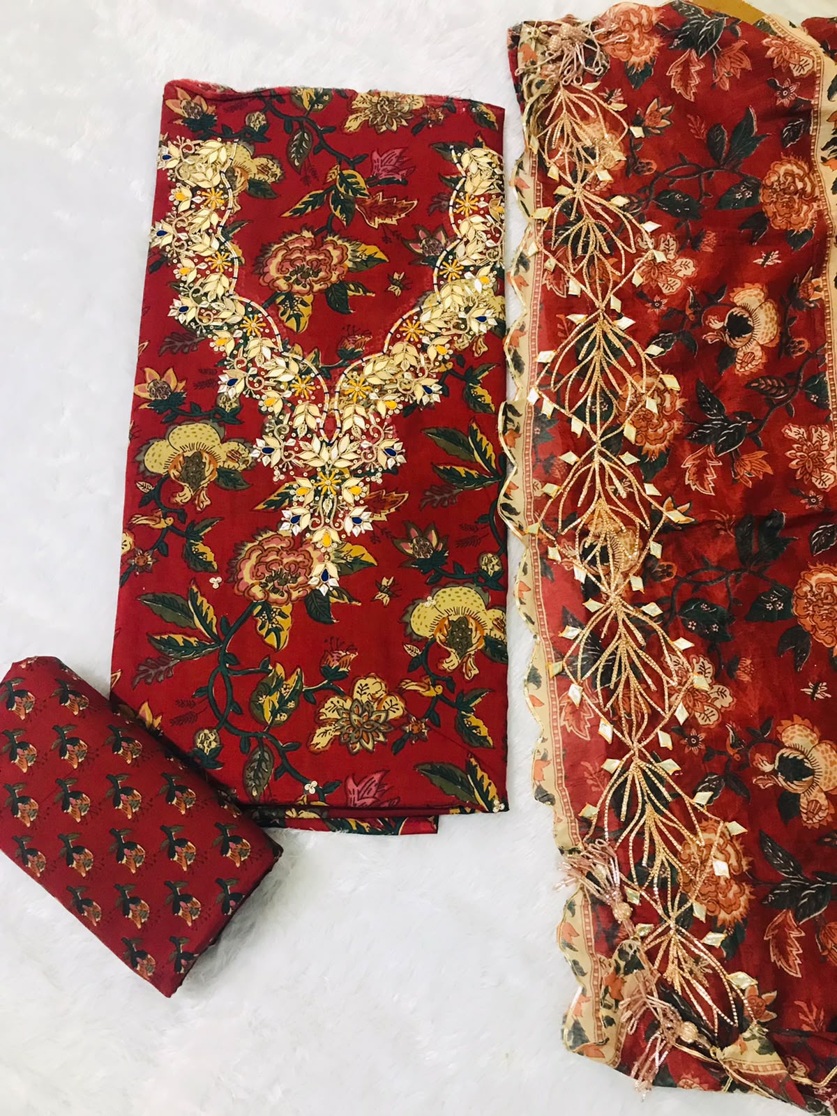EXCLUSIVE HAND BLOCK PRINT PURE COTTON SUIT WITH ZARDOGI HANDWORK (GOTAYS53)