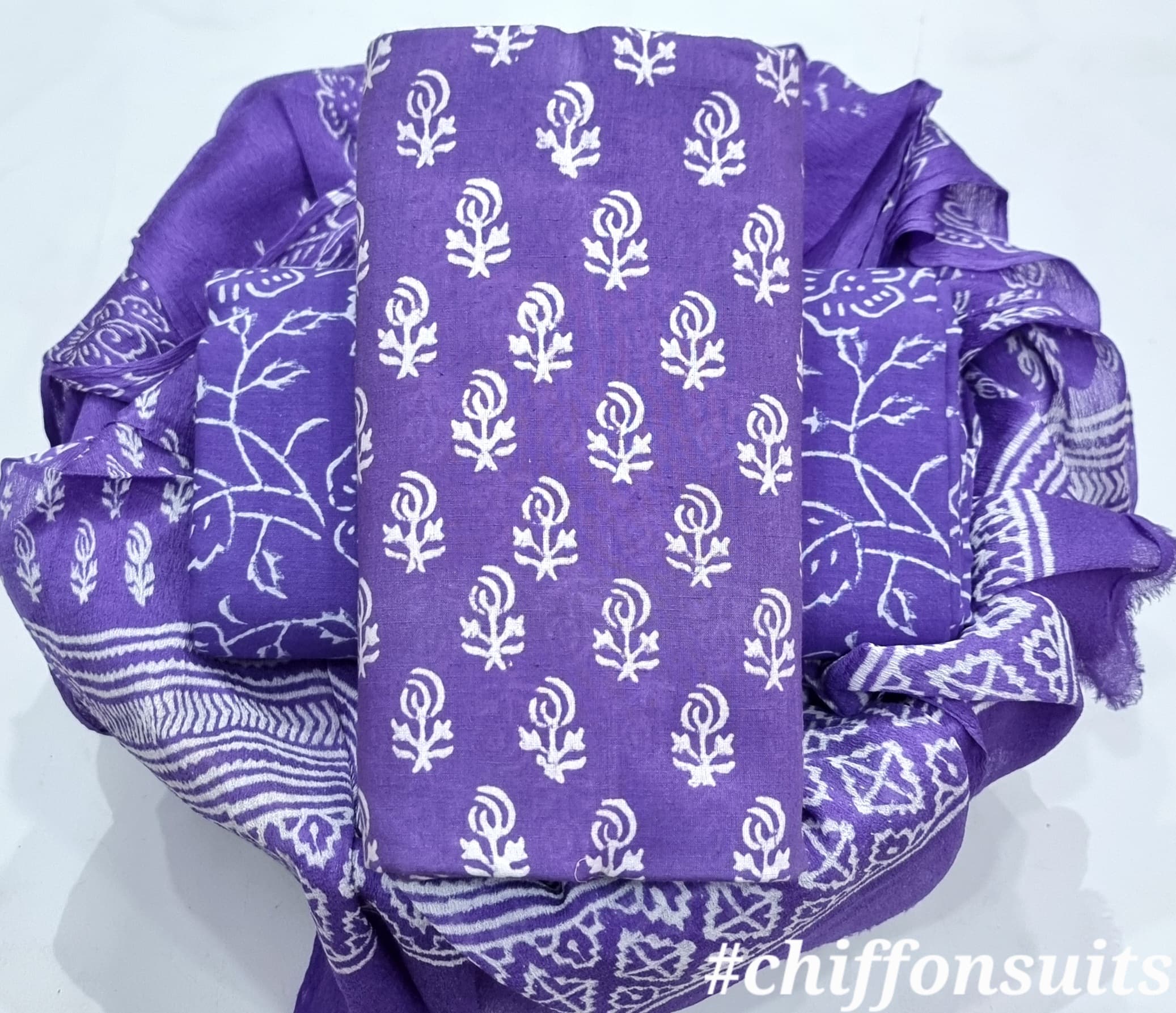 DESIGNER HAND BLOCK PRINT PURE COTTON SUIT WITH CHIFFON DUPATTA (PCHFYS139)