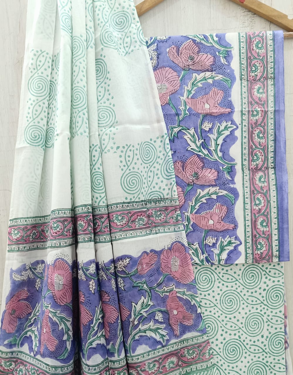 ELEGANT AND BLOCK PRINT PURE COTTON SUIT WITH COTTON MULMUL DUPATTA (MALYS177)
