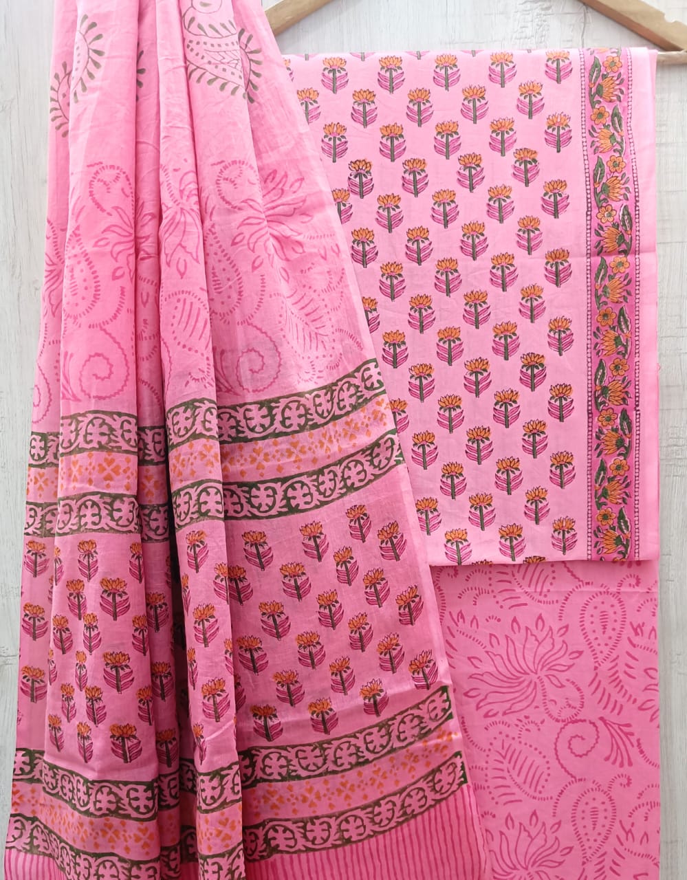 DESIGNER HAND BLOCK PRINT PURE COTTON SUIT WITH MULMUL DUPATTA (MALYS99)