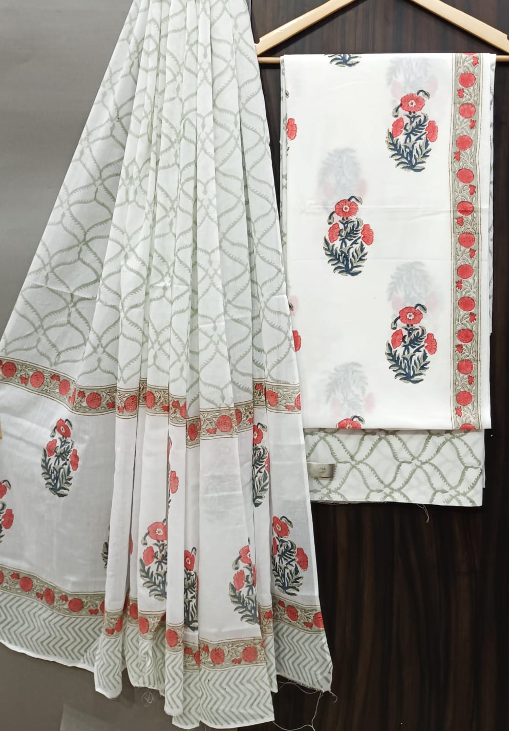 DESIGNER HAND BLOCK PRINT PURE COTTON SUIT WITH COTTON MULMUL DUPATTA(MALYS85)