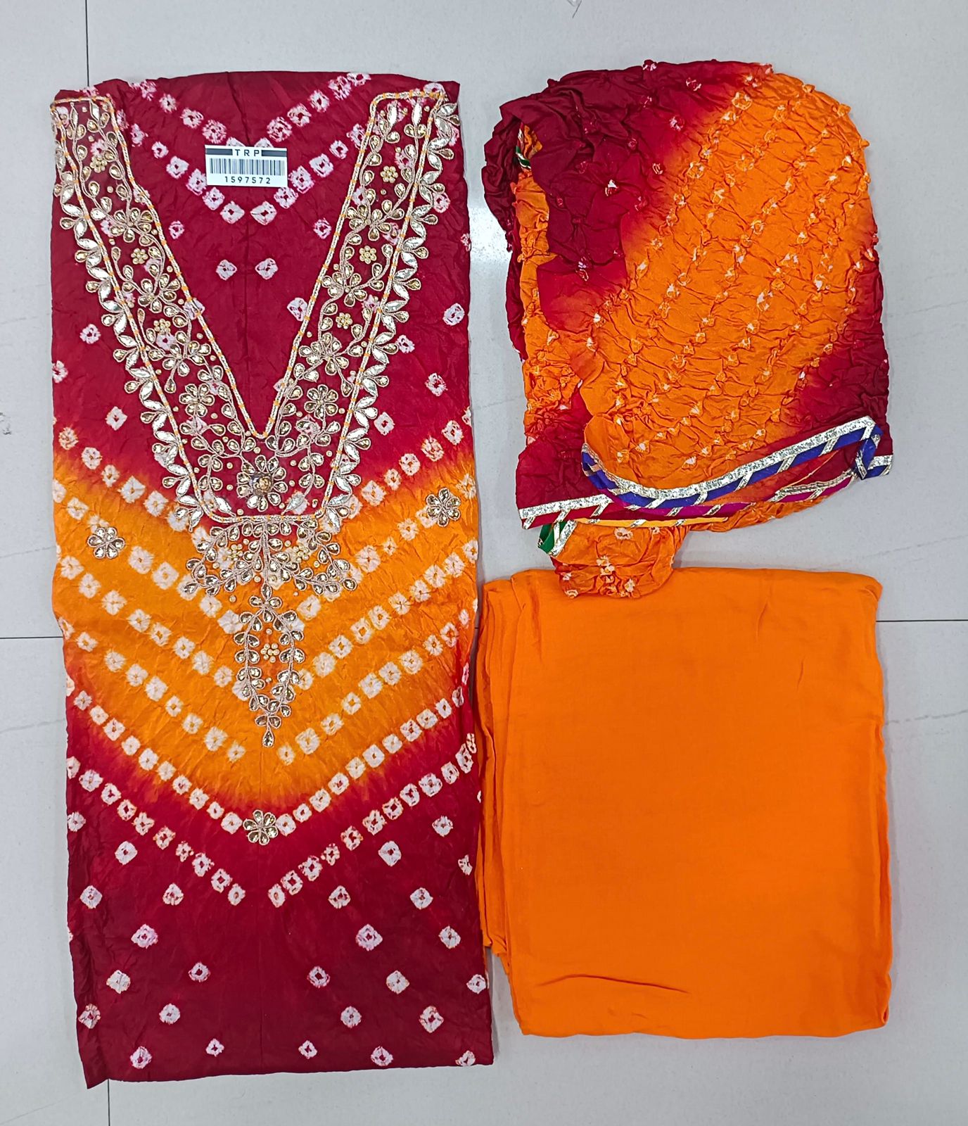 Exclusive Tapeta Silk Suit With Multi Colour Bandhani Dupatta (TSMB139)