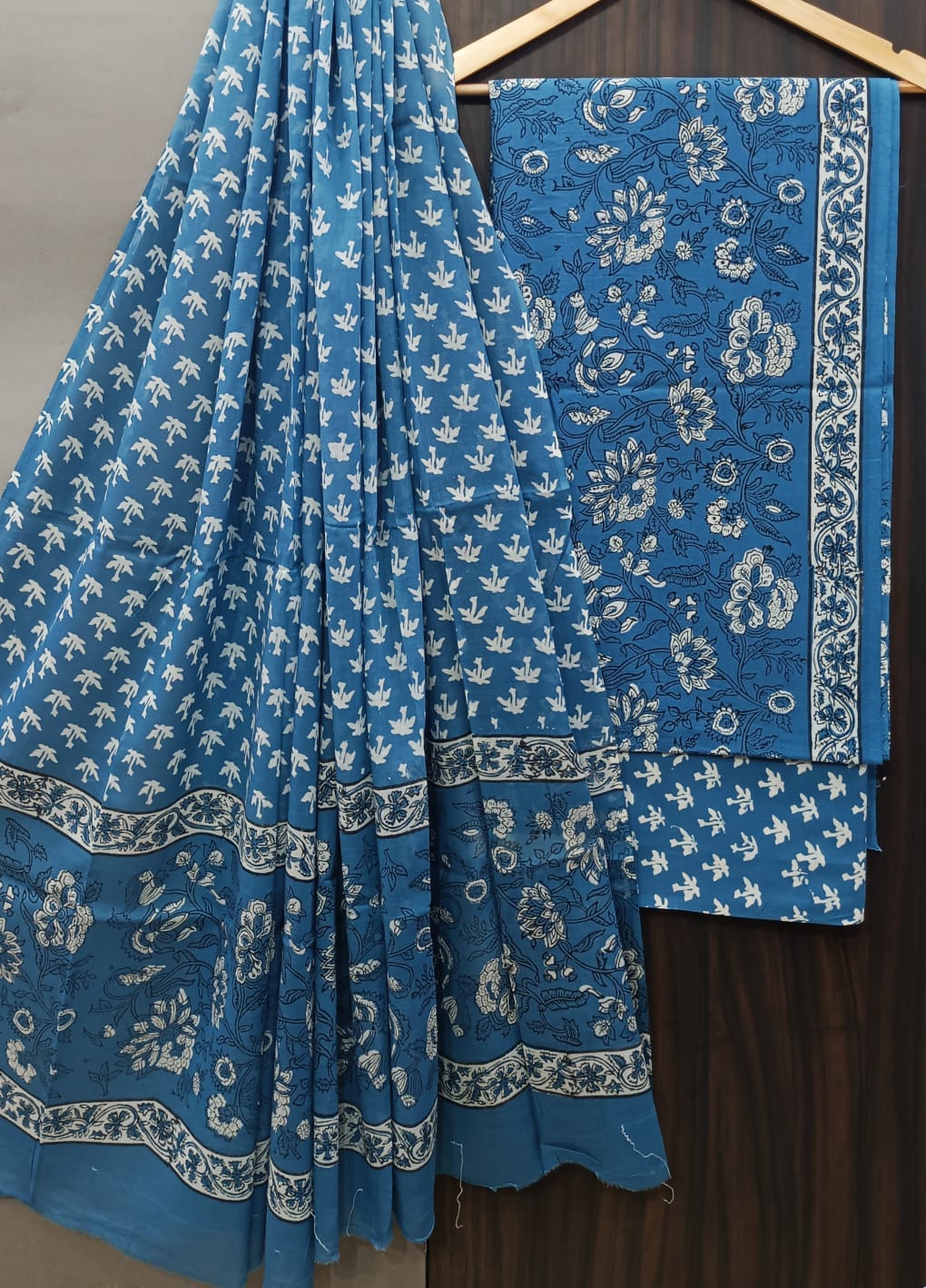 DESIGNER HAND BLOCK PRINT PURE COTTON SUIT WITH MULMUL DUPATTA (MALYS46)