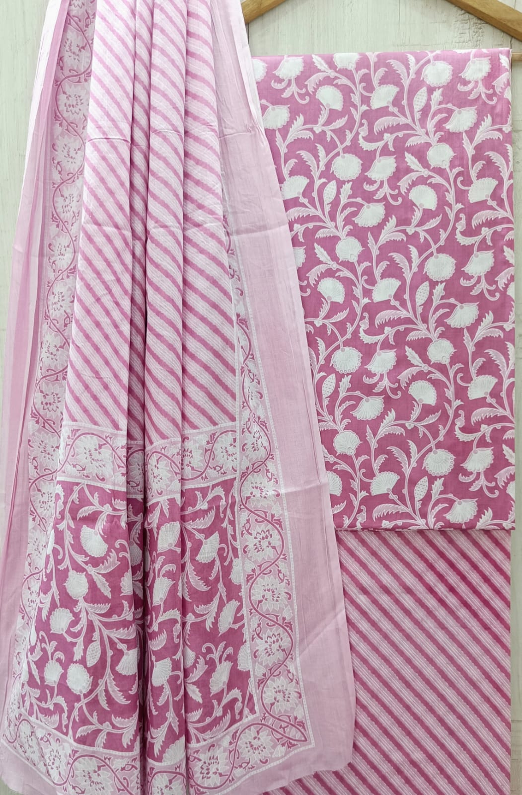 HAND BLOCK PRINT COTTON SUIT WITH COTTON MULMUL DUPATTA ( MALYS148)
