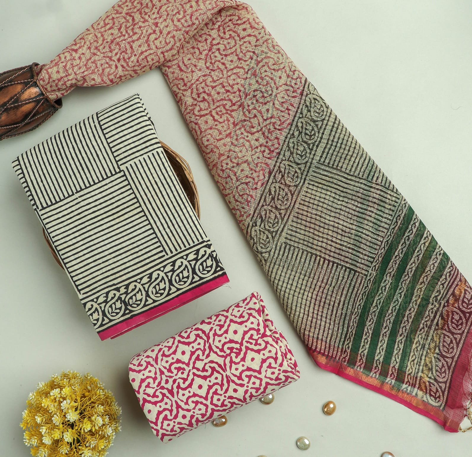 YUVI STYLE FLORAL JAAL COTTON SUIT WITH DORIA DUPTTA(3CKDYS212)
