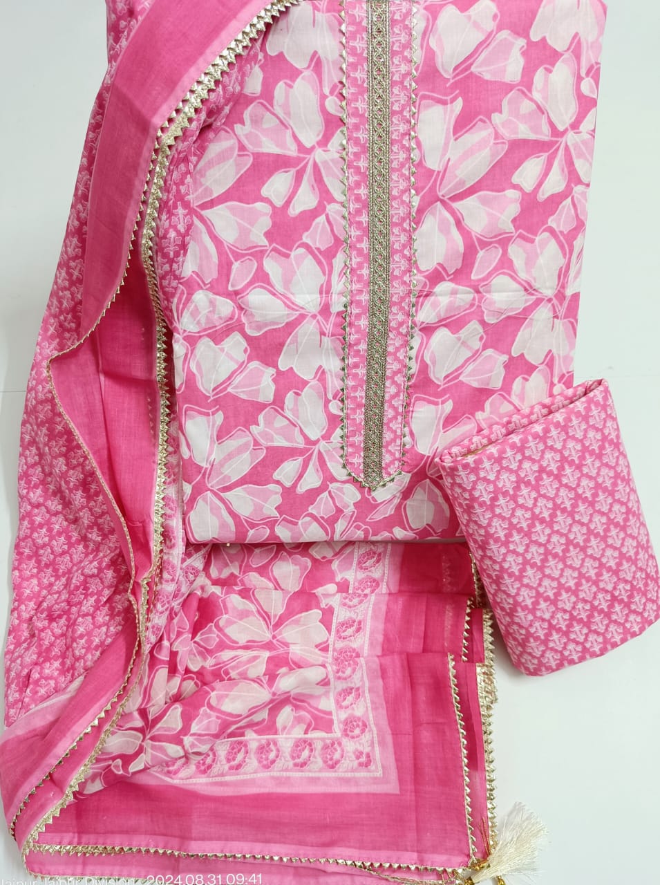DESIGNER TIE WORK COTTON SUIT WITH MULMUL DUPATTA (GOTAYS26)