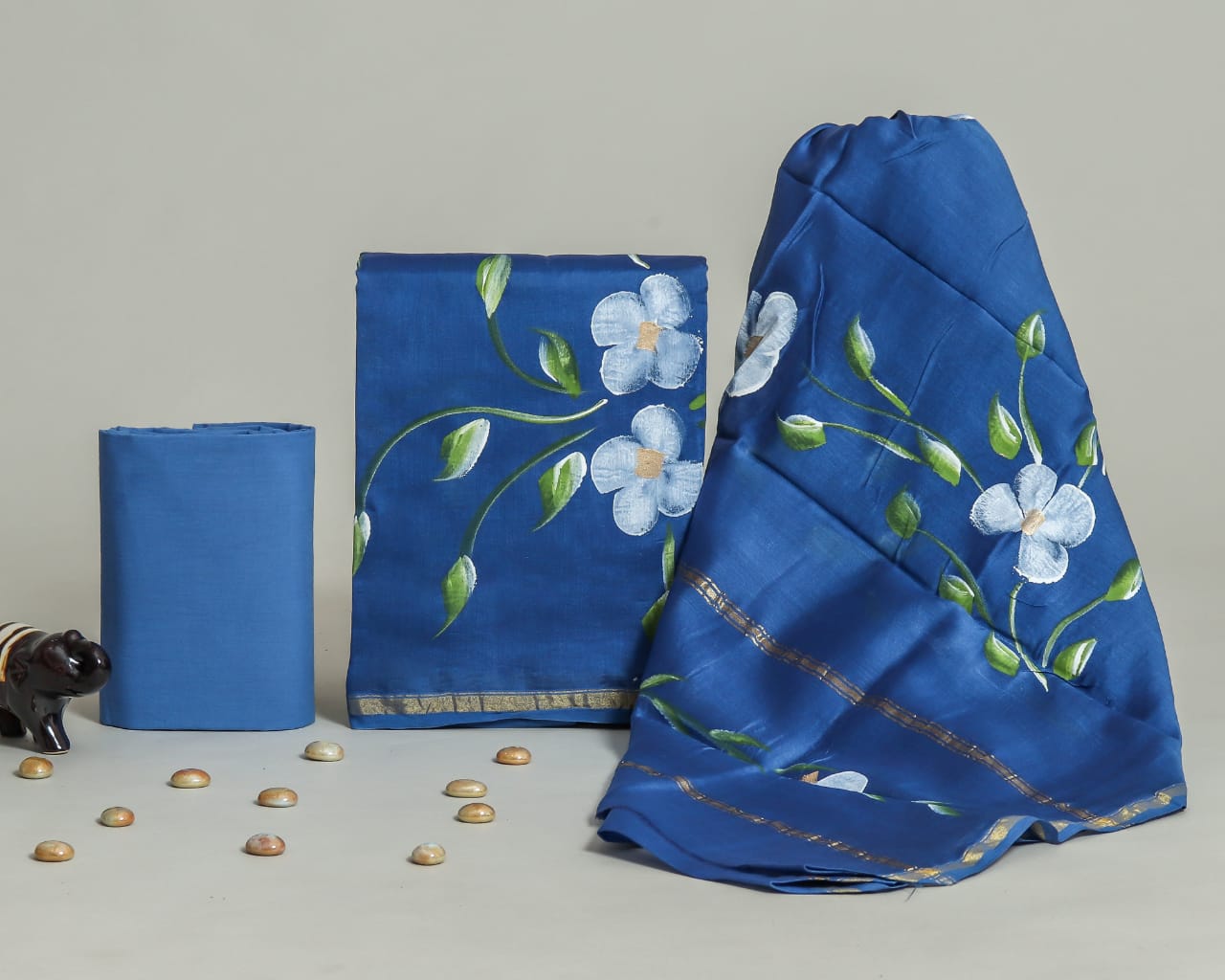 ELEGANT HAND BLOCK CHANDERI SILK SUIT SET WITH CHANDERI DUPATTA (CHDYS197)