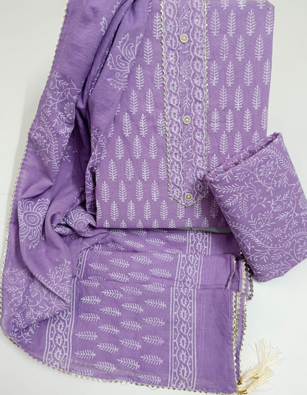 JAIPURI PRINTED COTTON NECK WORK SUITS WITH MULMUL DUPATTA (GOTAYS32)