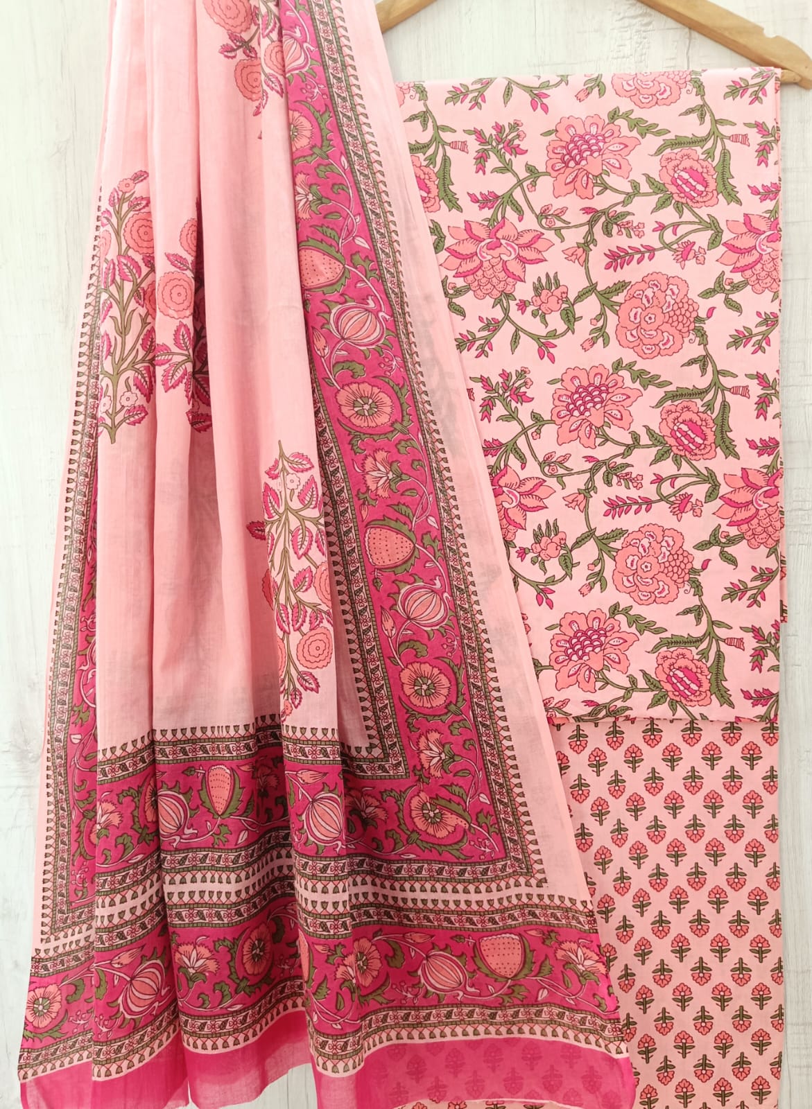 EXCLUSIVE HAND BLOCK PRINT PURE COTTON SUIT WITH COTTO MULMUL DUPATTA (MALYS245)