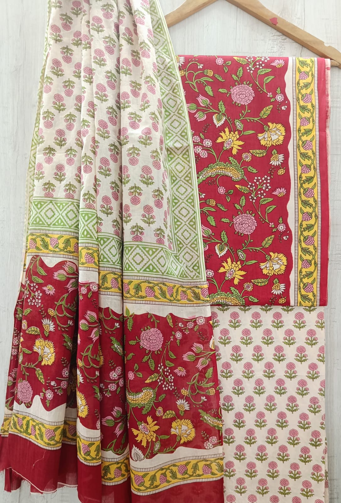 DESIGNER HAND BLOCK PRINT PURE COTTON SUIT WITH COTTON MULMUL DUPATTA (MALYS73)