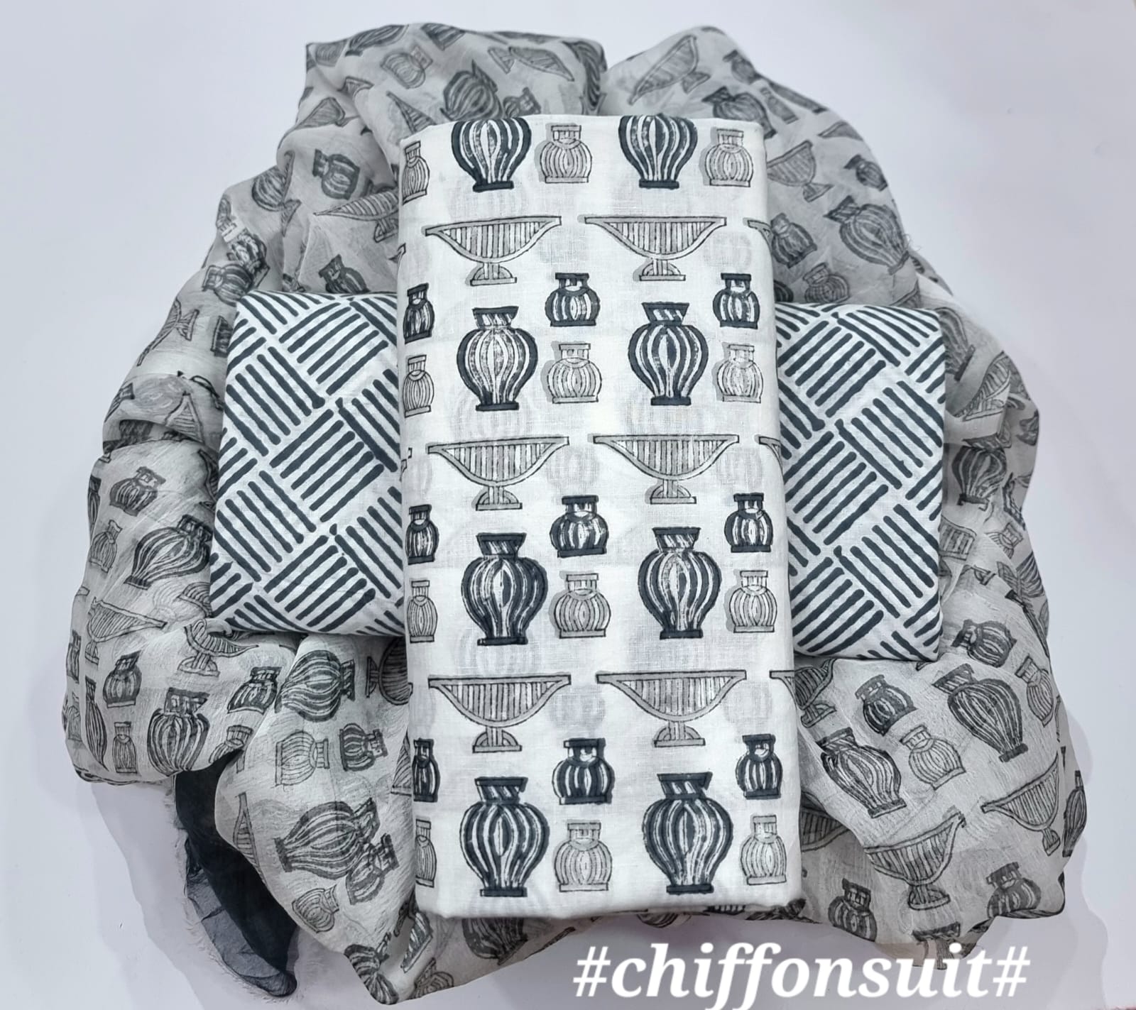 EXCLUSIVE HAND BLOCK PRINT PURE COTTON SUIT WITH CHIFFION DUPTTA (PCHFYS122)
