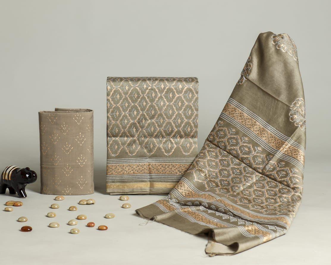 TRADITIONAL HAND BLOCK CHANDERI SILK SUIT SET WITHCHANDERI DUPATTA(CHDYS163)