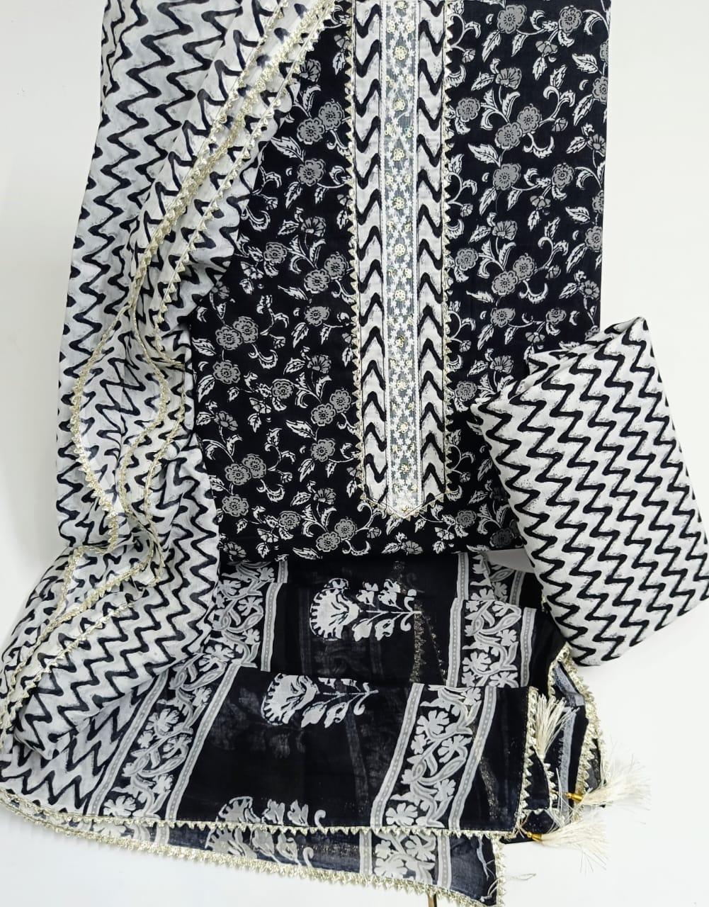 Sanganeri print cotton suit material with cotton dupatta Gotta Tye neck work (GOTAYS13)