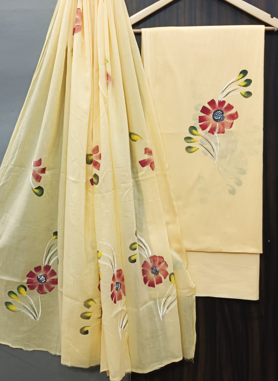 YUVI STYLE HAND BLOCK PRINT PURE COTTON SUIT WITH COTTO MULMUL DUPATTA (MALYS265)