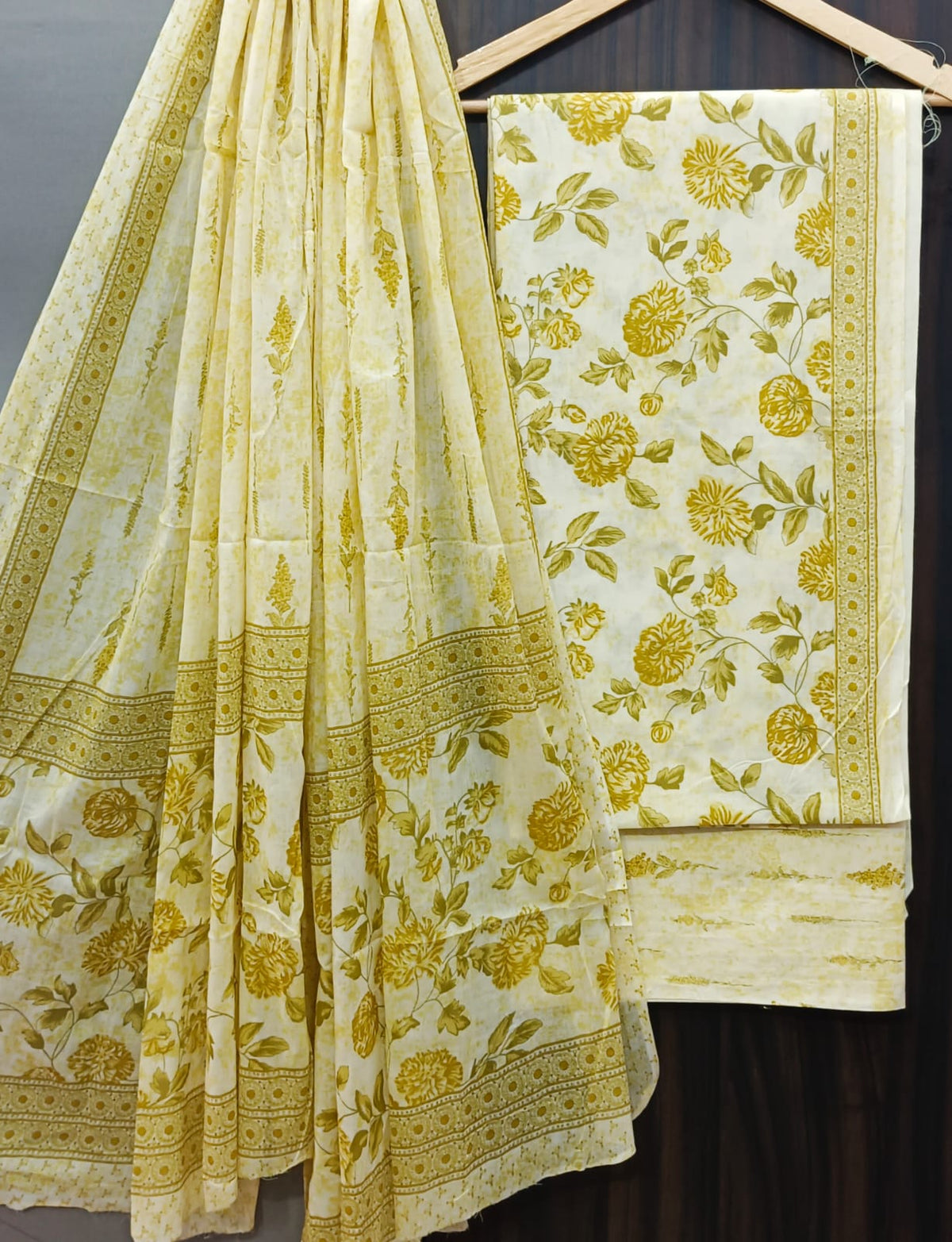 DESIGNER HAND BLOCK PRINT PURE COTTON SUIT WITH COTTON MULMUL DUPATTA (MALYS94)