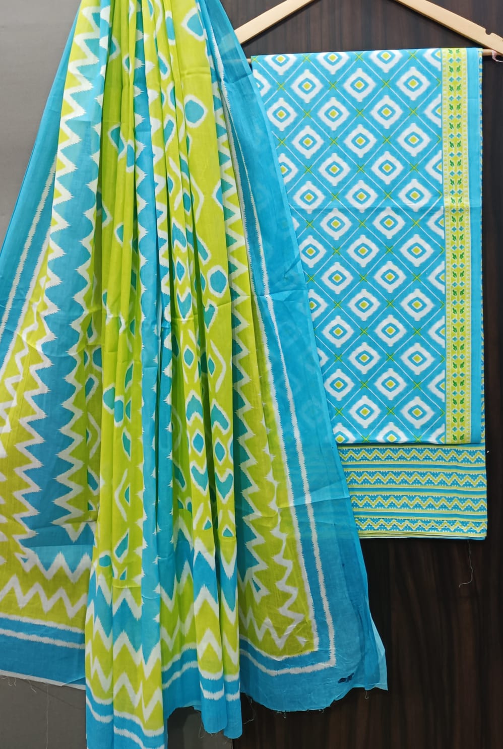 EXCLUSIVE HAND BLOCK PRINT PURE COTTON SUIT WITH COTTO MULMUL DUPATTA (MALYS231)