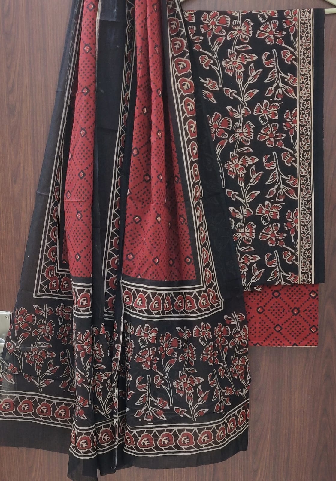 EXCLUSIVE HAND BLOCK  PRINT  PURE COTTON SUIT WITH   MULMUL DUPATTA (MALYS128)