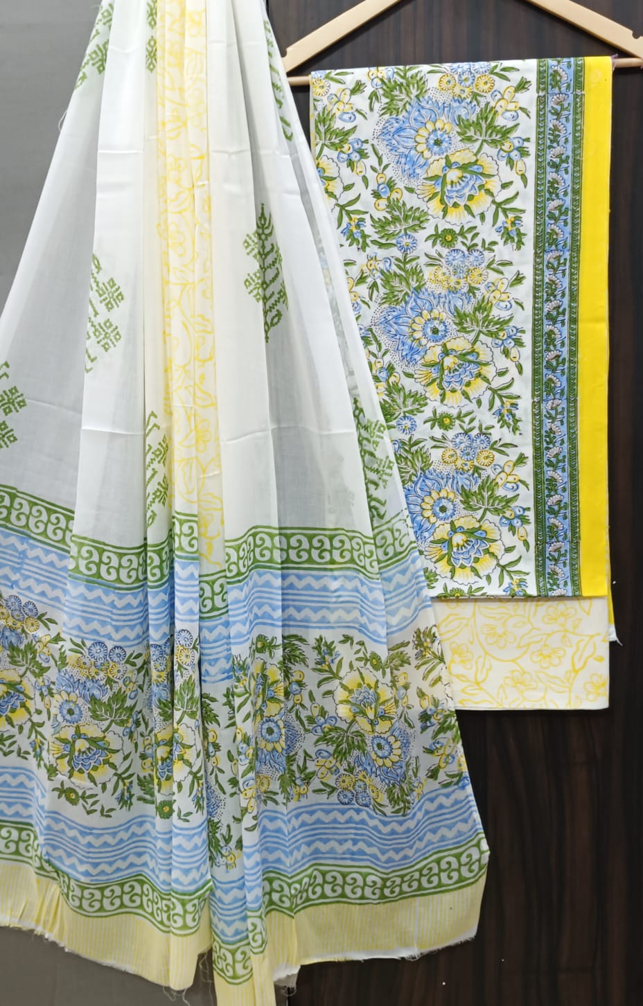 YUVI STYLE HAND BLOCK PRINT PURE COTTON SUIT WITH  MULMUL DUPATTA (MALYS167)