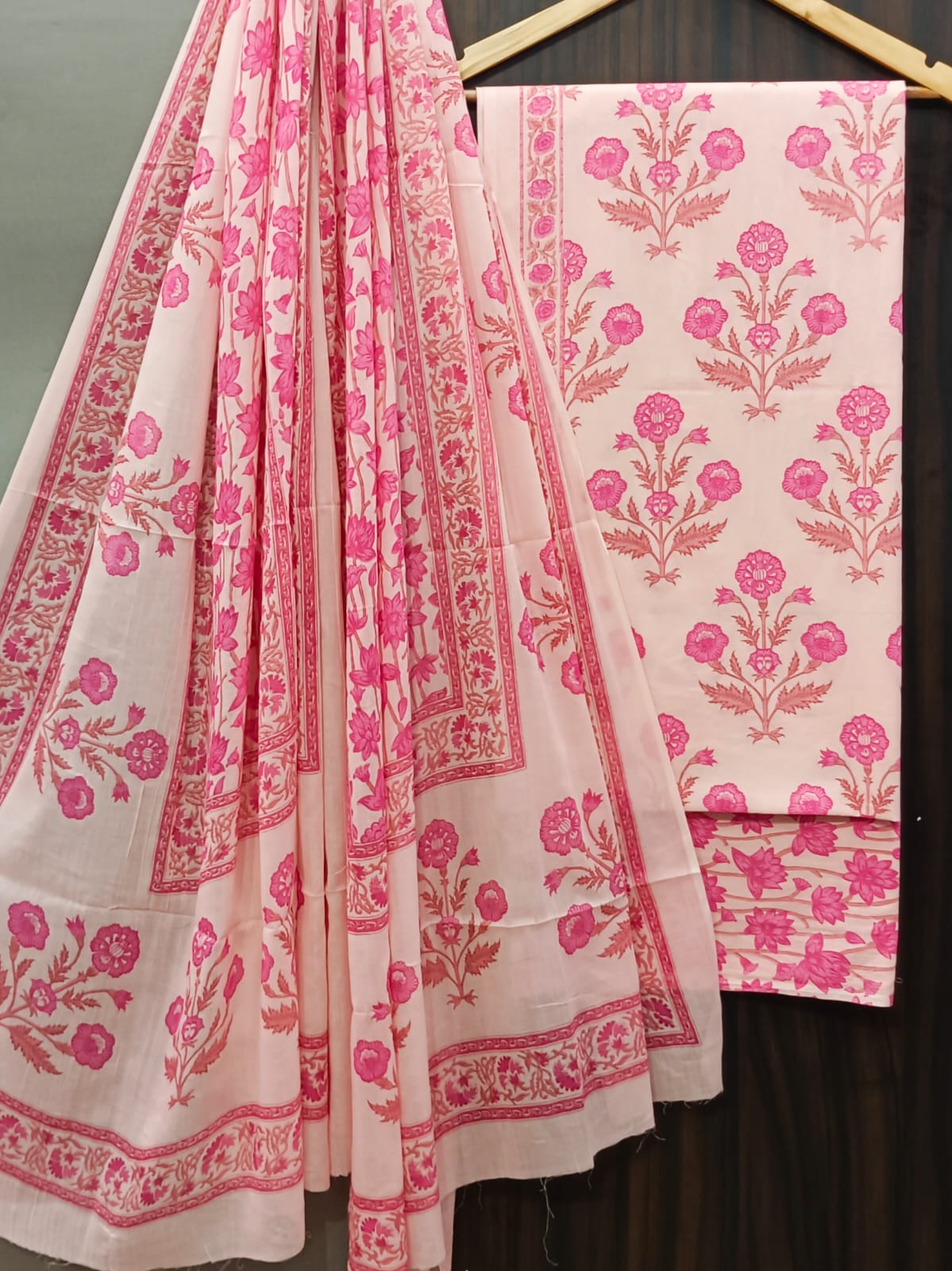 DESIGNER HAND BLOCK PRINT PURE COTTON SUIT WITH COTTON MULMUL DUPATTA(MALYS39)