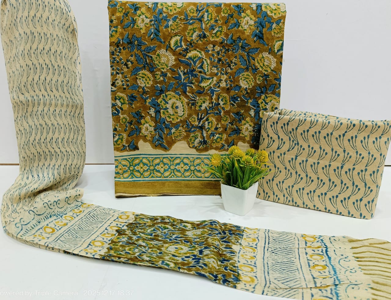ELEGANT HAND BLOCK PRINT PURE COTTON SUIT WITH CHIFFION DUPTTA (PCHFYS131)