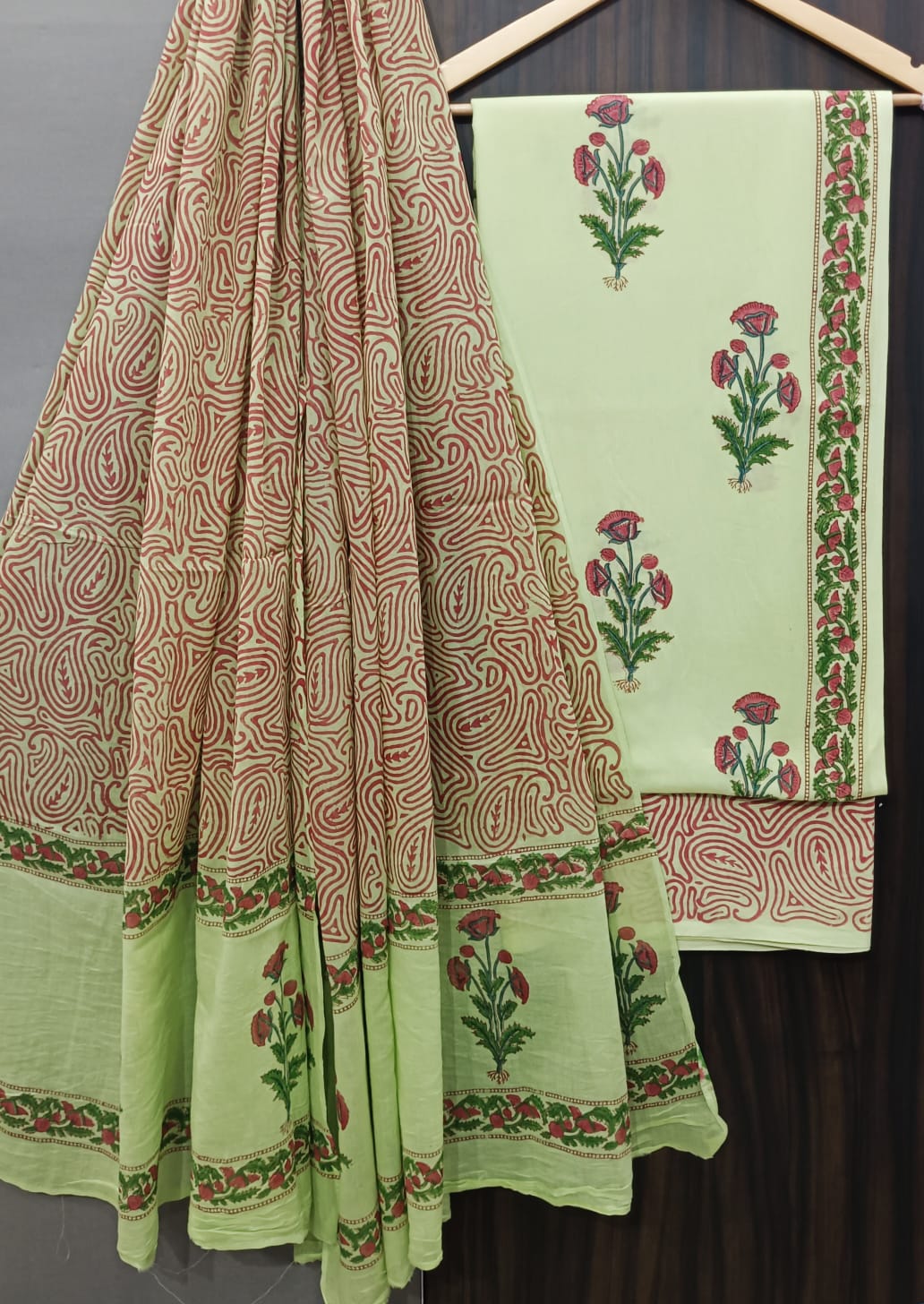 DESIGNER HAND BLOCK PRINT PURE COTTON SUIT WITH MULMUL DUPATTA(MALYS335)