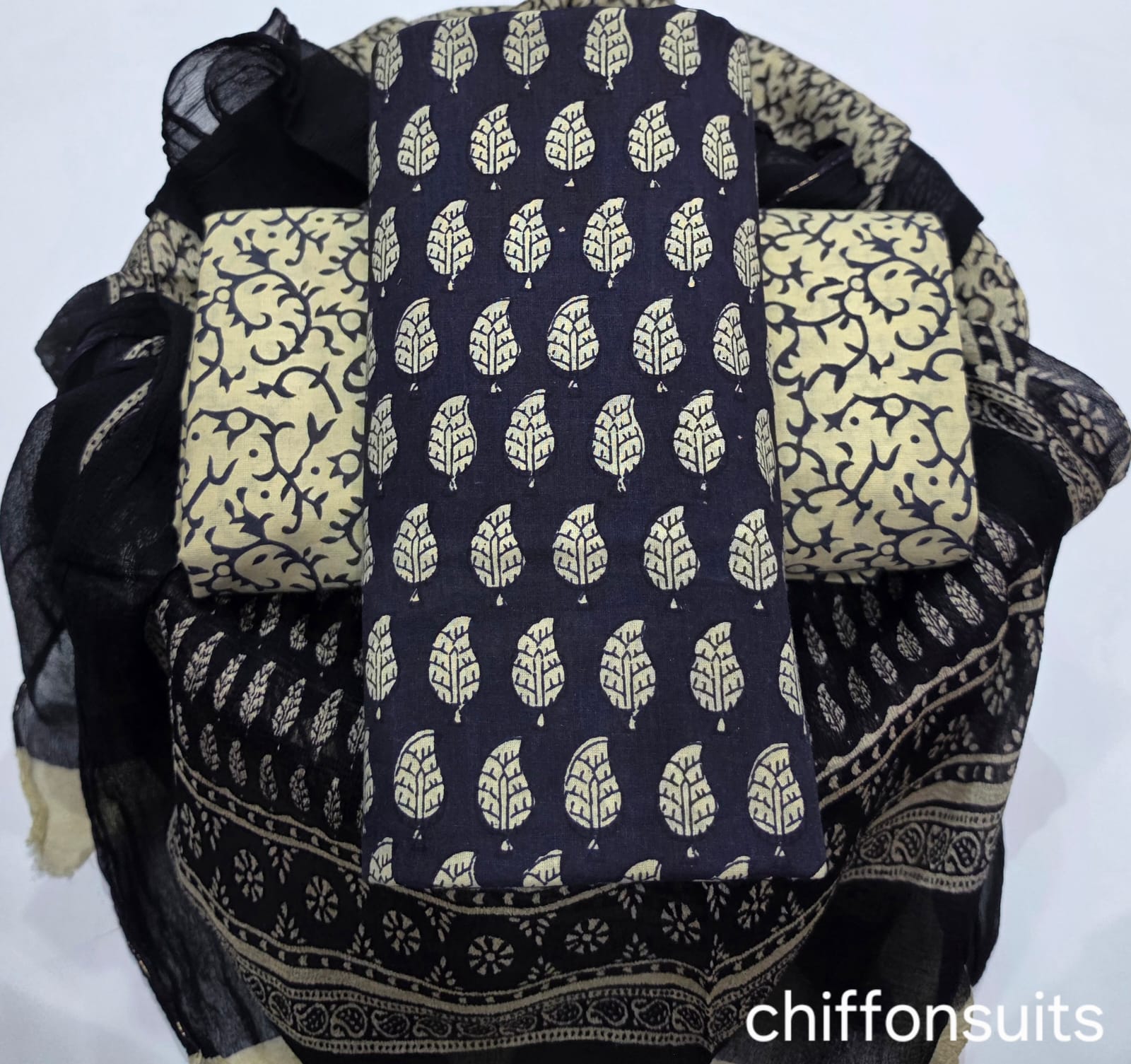 TRADITIONAL HAND BLOCK PRINT PURE COTTON SUIT WITH CHIFFION DUPTTA (PCHFYS133)