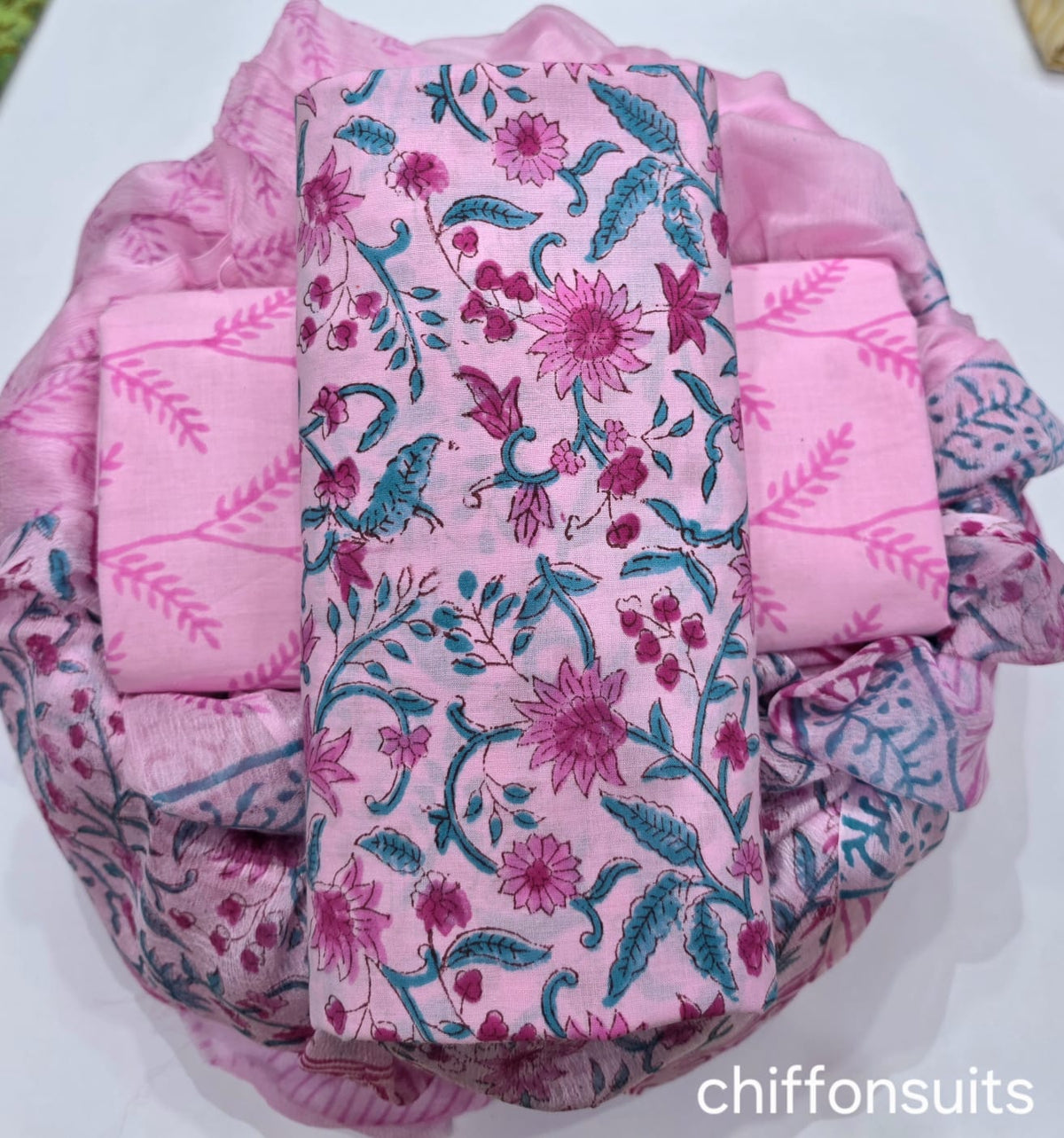 YUVI STYLE HAND BLOCK BATIK PRINT PURE COTTON SUIT WITH CHIFFION DUPTTA (PCHFYS160)