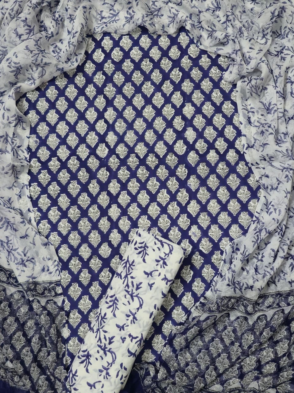 DESIGNER HAND BLOCK PRINT PURE COTTON SUIT WITH CHIFFON DUPATTA (PCHFYS164)