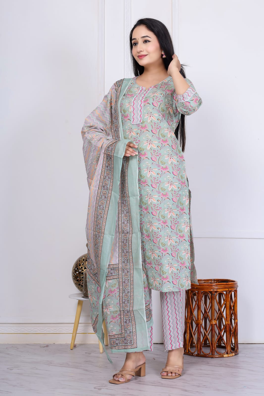 Flower print cotton suit with mulmul dupatta (CSSYS01)