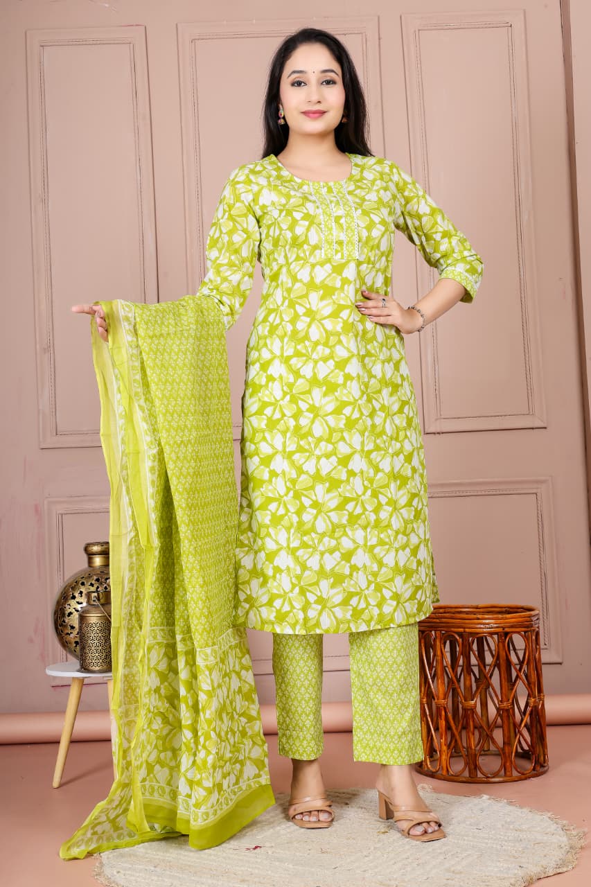 Flower print cotton suit with mulmul dupatta (CSSYS04)