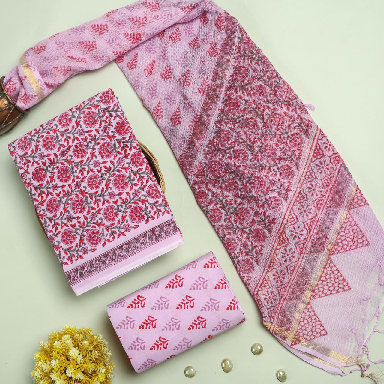 FLORAL HAND BLOCK PRINT PURE COTTON SUIT WITH DORIA DUPATTA(3CKDYS148)