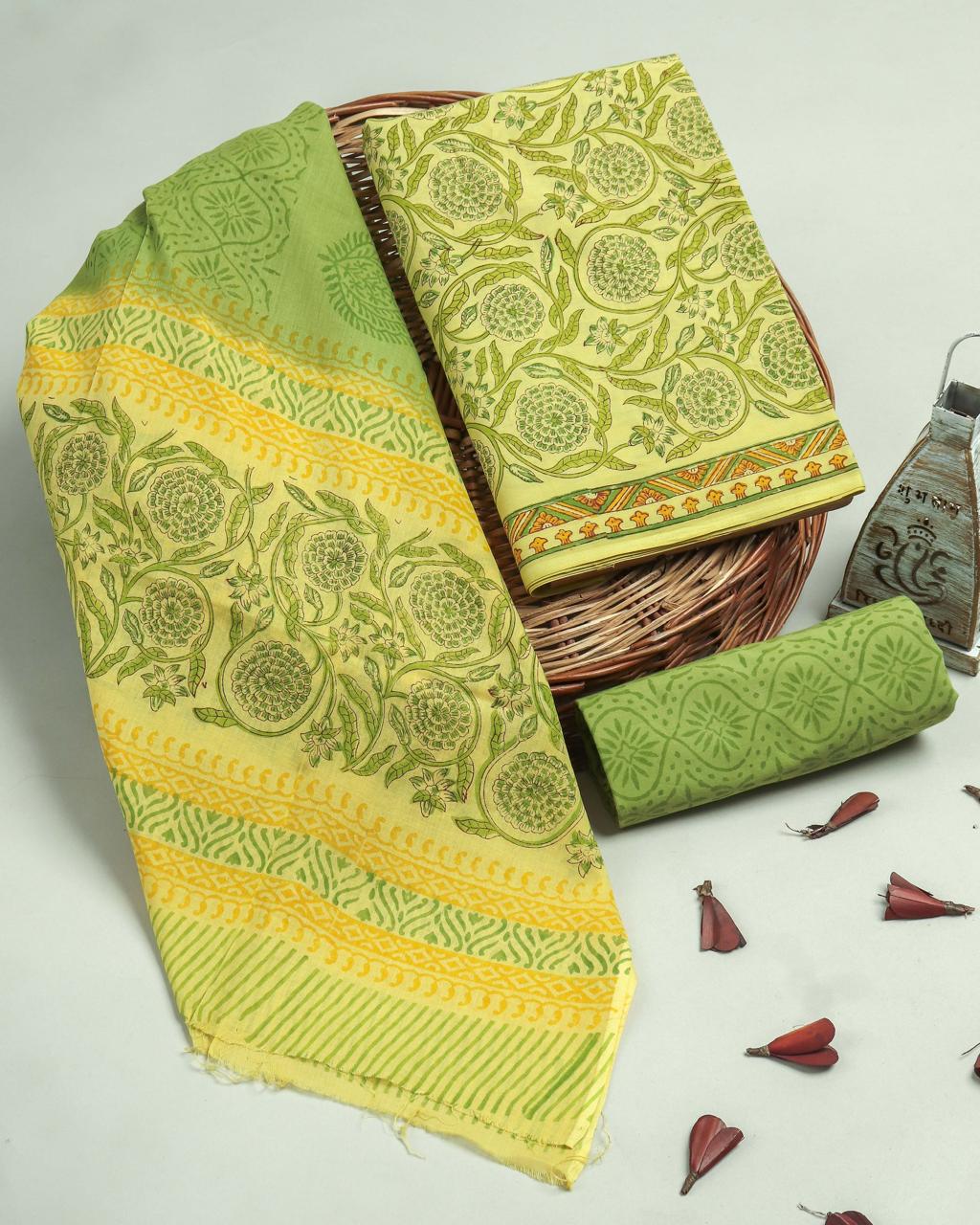 EXCLUSIVE HAND BLOCK PRINT PURE COTTON SUIT WITH COTTO MMUL DUPATTA (MALYS152)