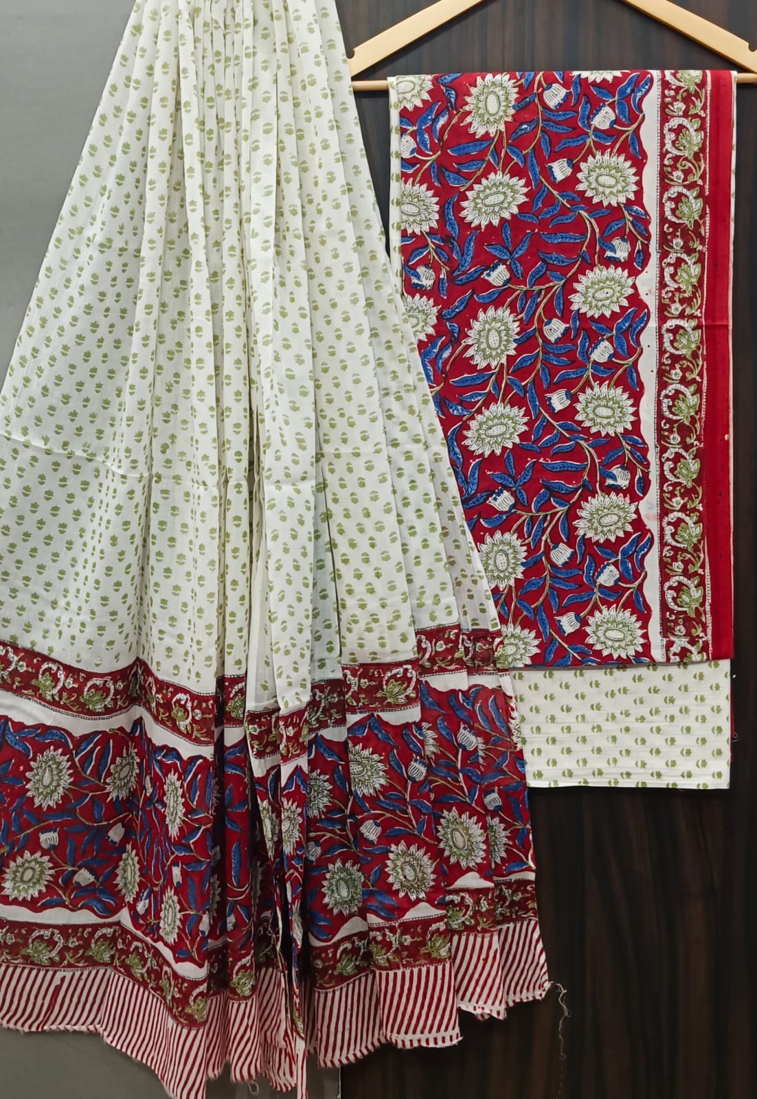 DESIGNER HAND BLOCK PRINT PURE COTTON SUIT WITH COTTON MULMUL DUPATTA (MALYS91)