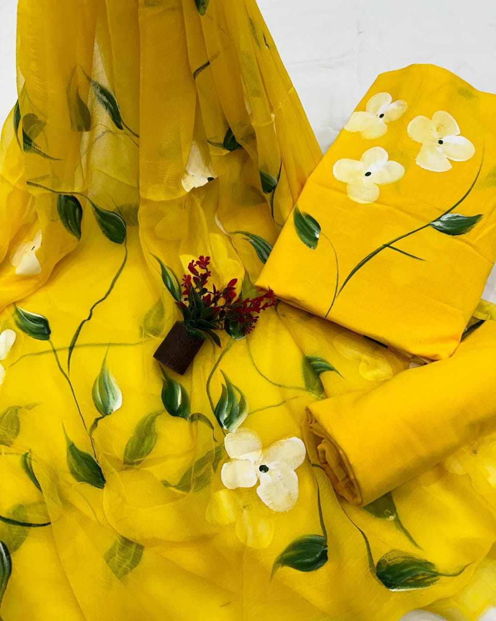 ELEGANT HAND BLOCK PRINT PURE COTTON SUIT WITH CHIFFION DUPTTA (PCHFYS103)