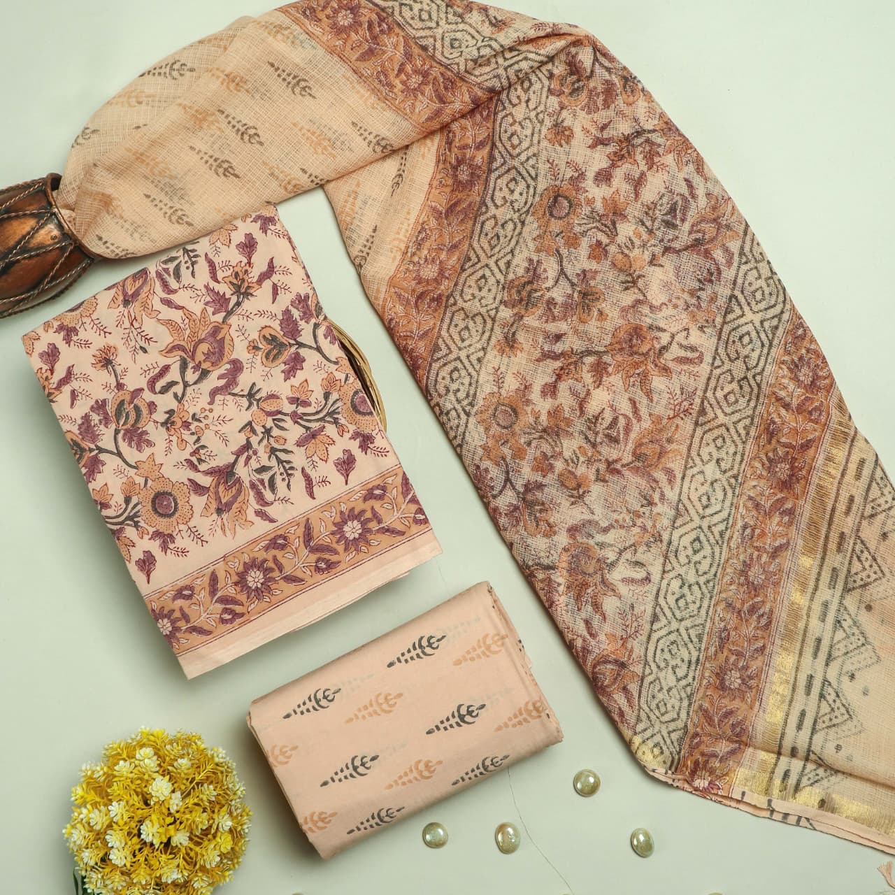 FLORAL HAND BLOCK PRINT PURE COTTON SUIT WITH DORIA DUPATTA(3CKDYS146)