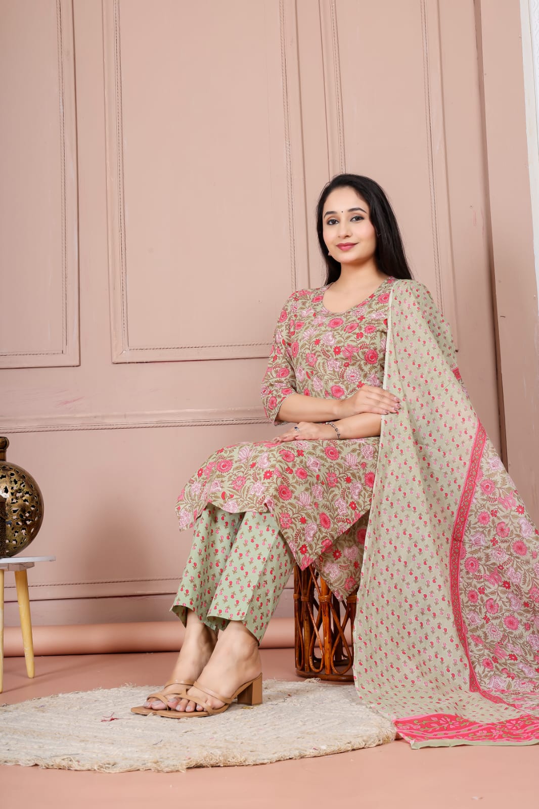 Flower print cotton suit with mulmul dupatta (CSSYS016)