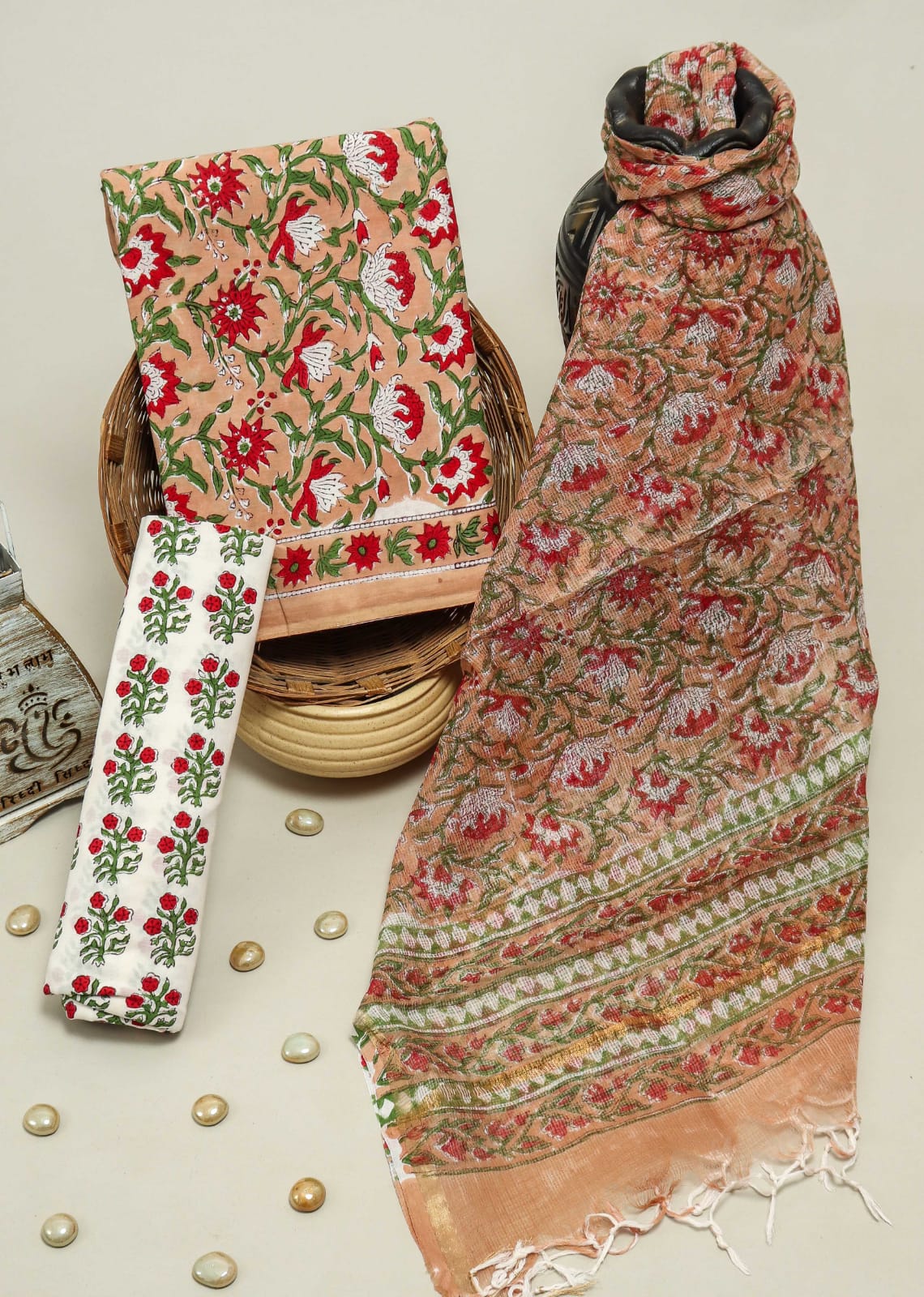 PINK FLORAL HAND BLOCK PRINT PURE COTTON SUIT WITH DORIA DUPATTA(3CKDYS167)