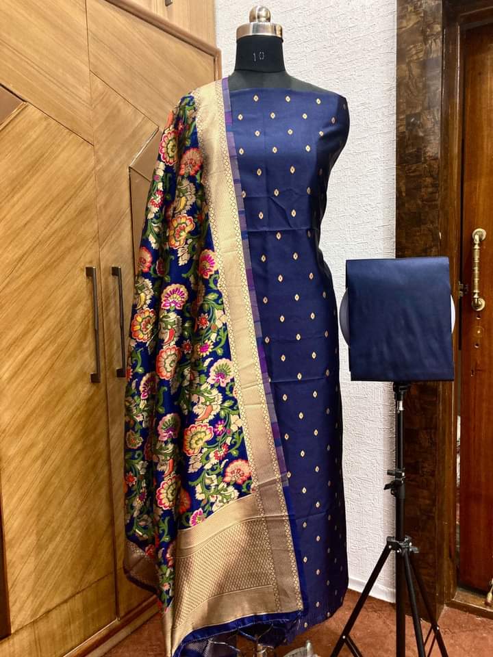 EXCLUSIVE BANARASI SOFT SILK SUIT (BSSYS08)