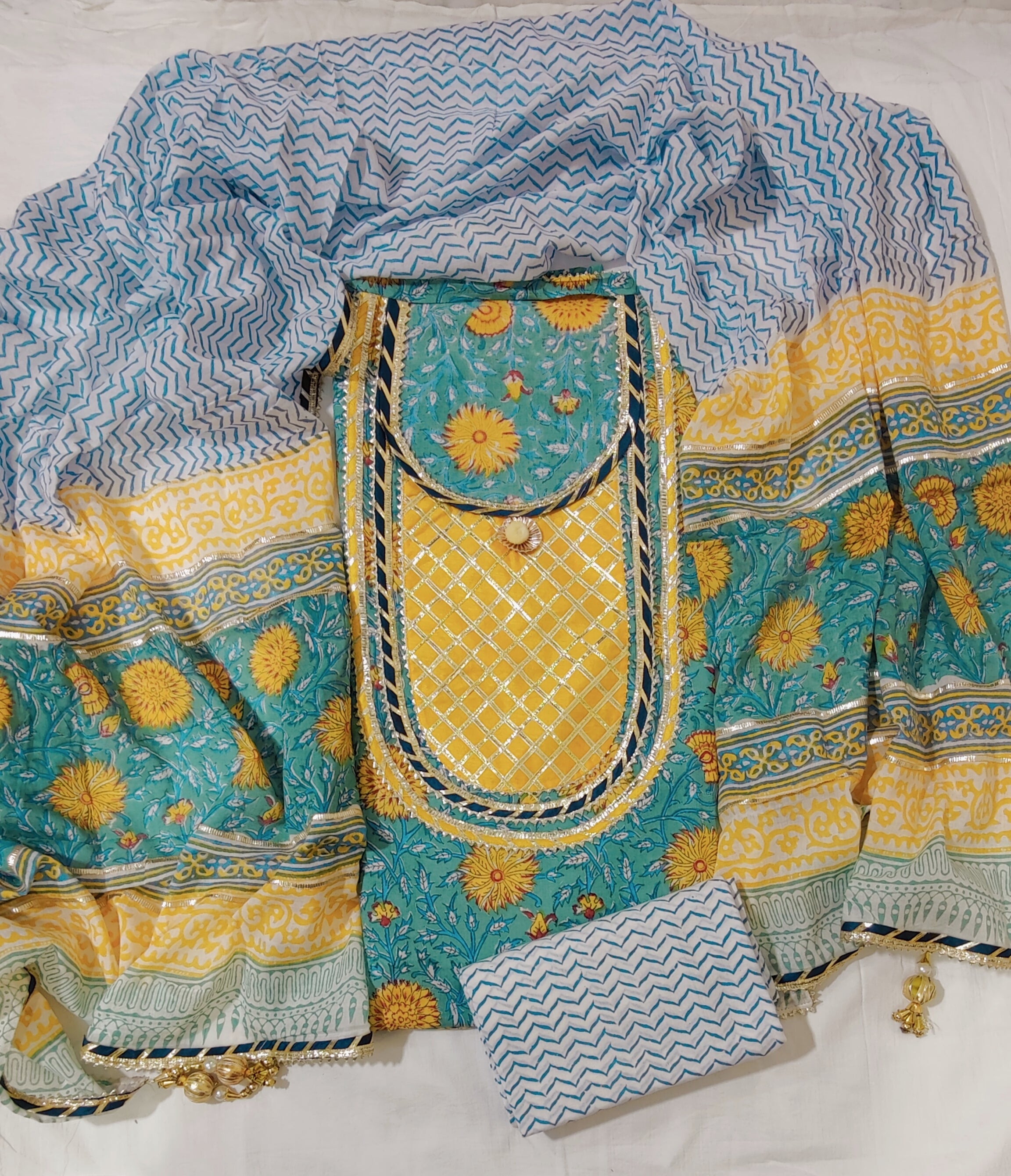 EXCLUSIVE  HAND BLOCK PRINT COTTON SUIT WITH COTTON DUPATTA HAND WORK (GOTAYS95)