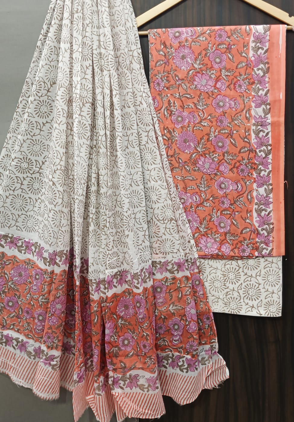 EXCLUSIVE HAND BLOCK PRINT PURE COTTON SUIT WITH COTTON MULMUL DUPATTA (MALYS158)