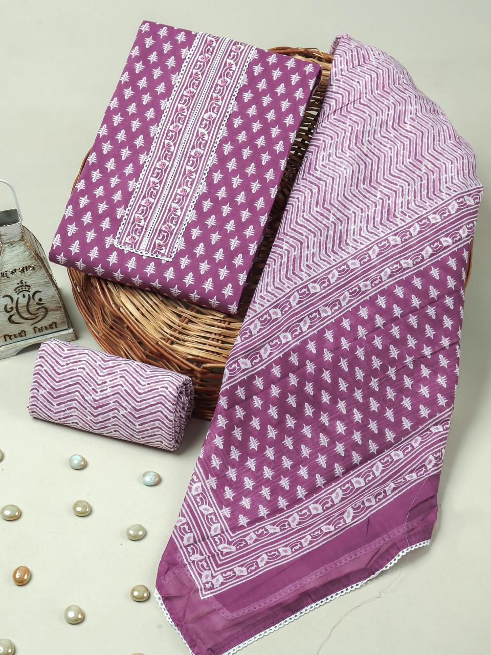 SANGANERI PRINT COTTON SUIT MATERIAL WITH  MULMUL DUPATTA  NECK WORK (GOTAYS122