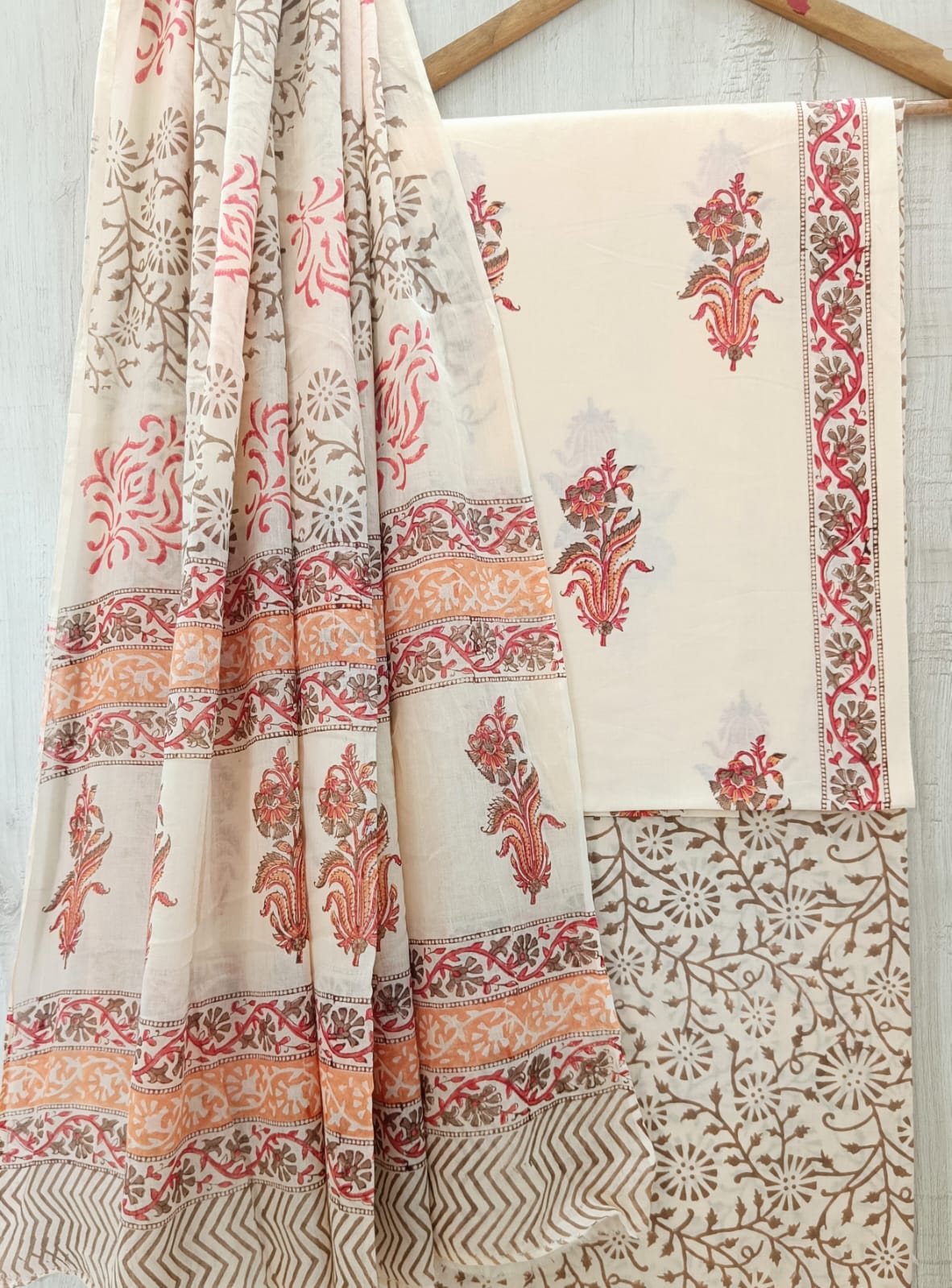 YUVI STYLE HAND BLOCK PRINT PURE COTTON SUIT WITH COTTON MULMUL DUPATTA (MALYS169)