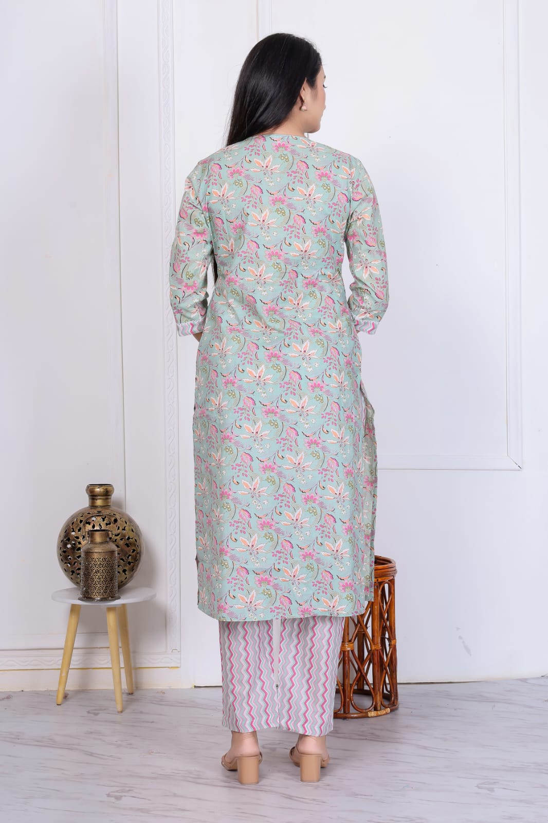 Flower print cotton suit with mulmul dupatta (CSSYS01)