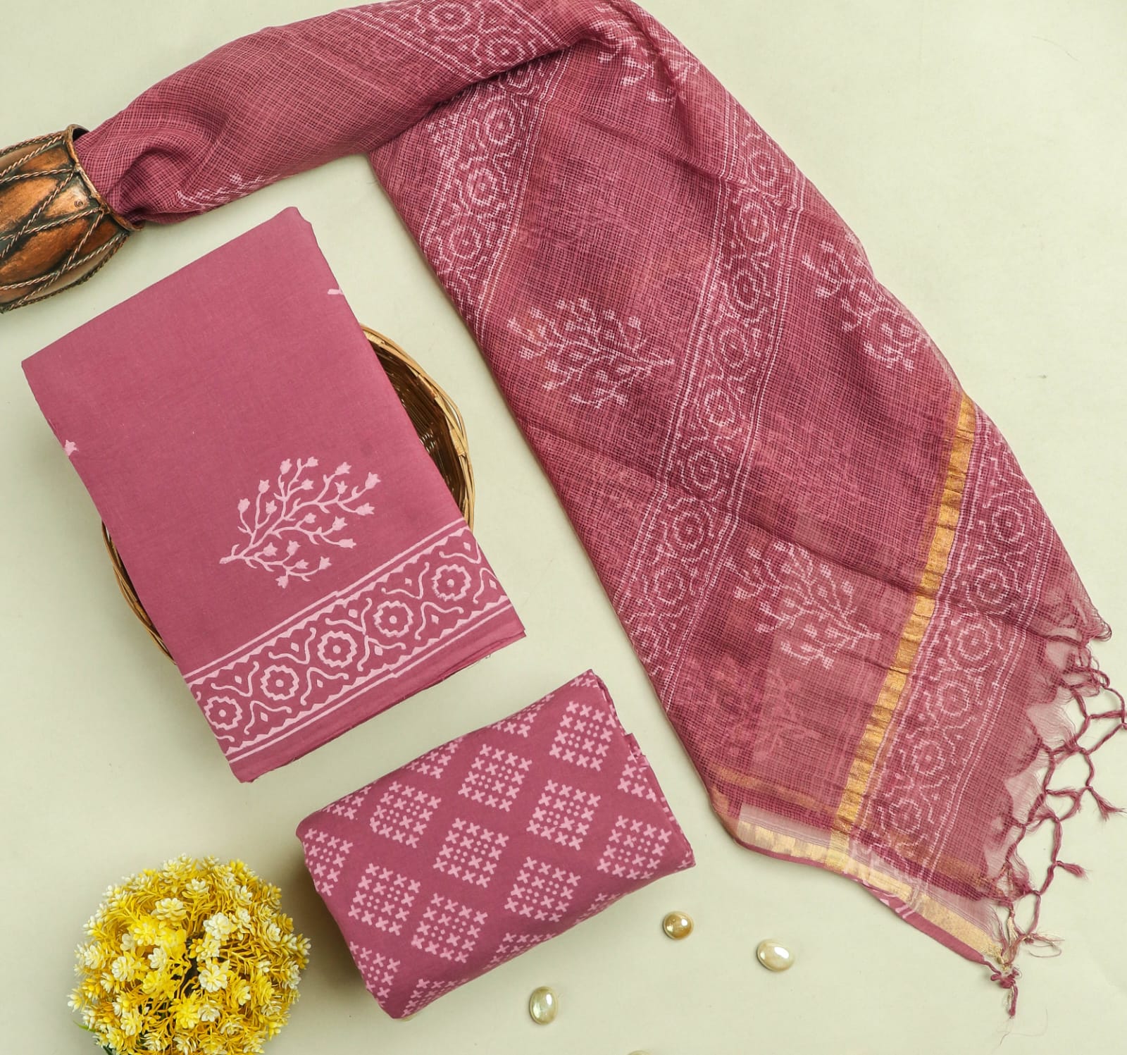 EXCLUSIVE HAND BLOCK PRINT PURE COTTON SUIT MATERIAL WITH KOTA DORIA DUPATTA (3CKDYS92)