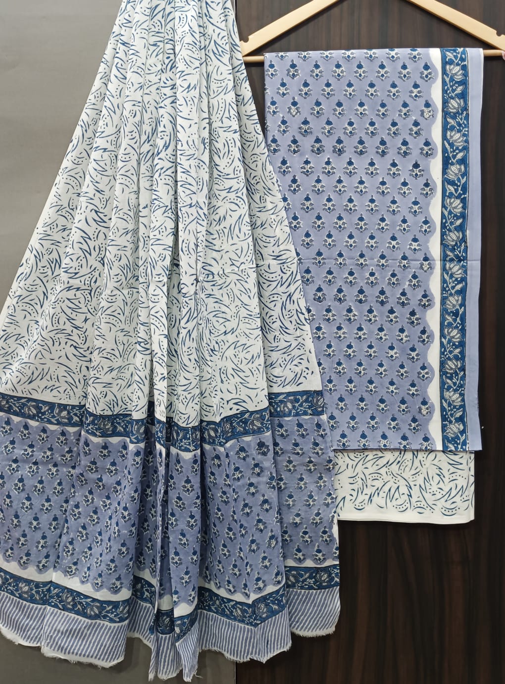 TRADITIONAL HAND BLOCK PRINT PURE COTTON SUIT WITH COTTON MULMUL DUPATTA( MALYS211)