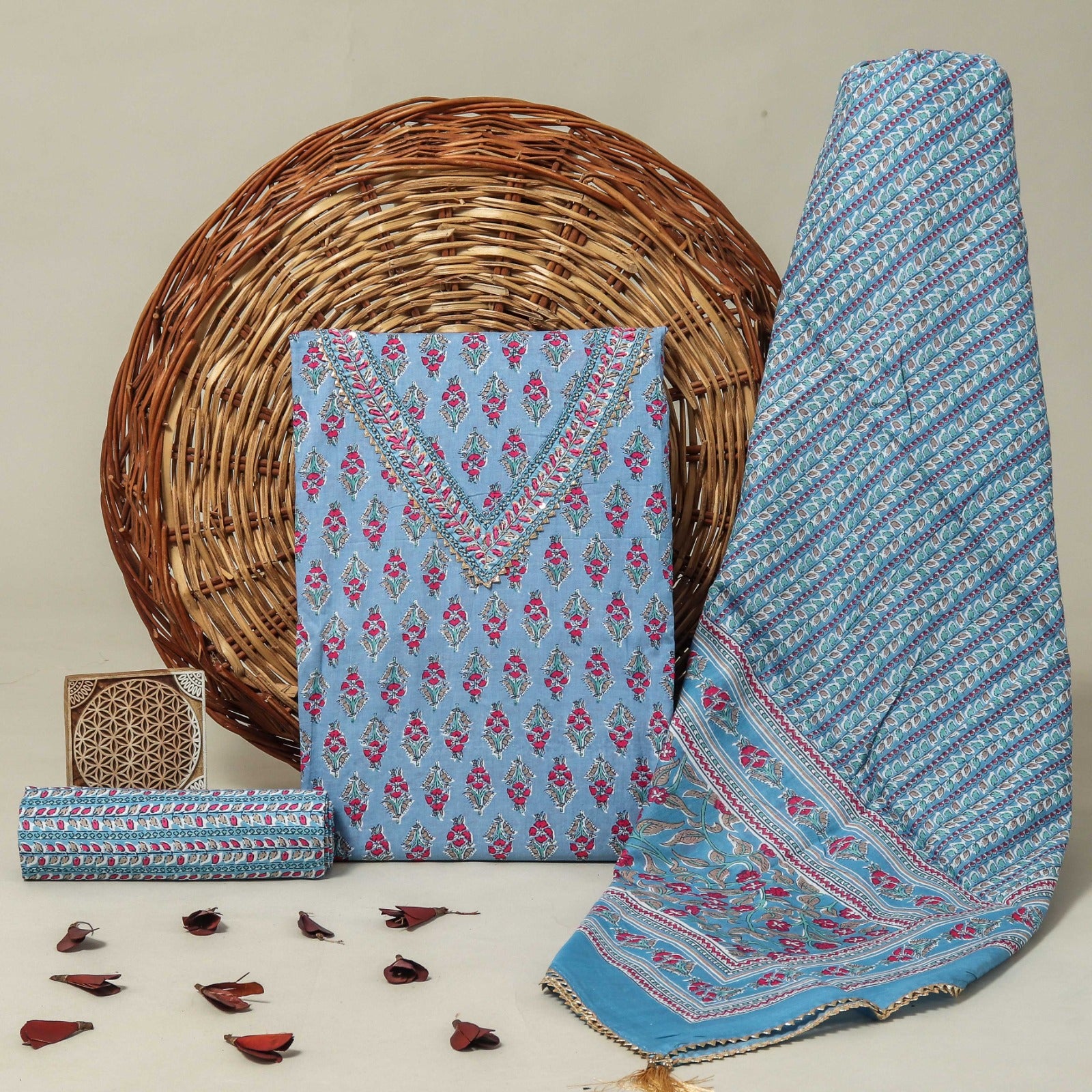 SANGANERI PRINT COTTON SUIT MATERIAL WITH COTTON DUPATTA WITH GOTA HAND WORK (GOTAYS80)