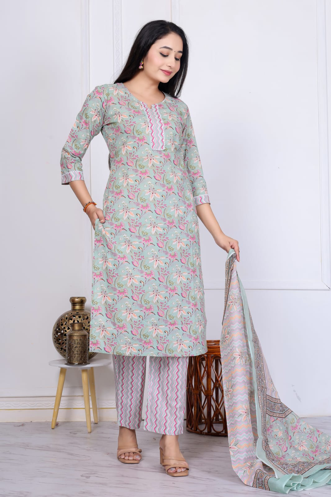 Flower print cotton suit with mulmul dupatta (CSSYS01)
