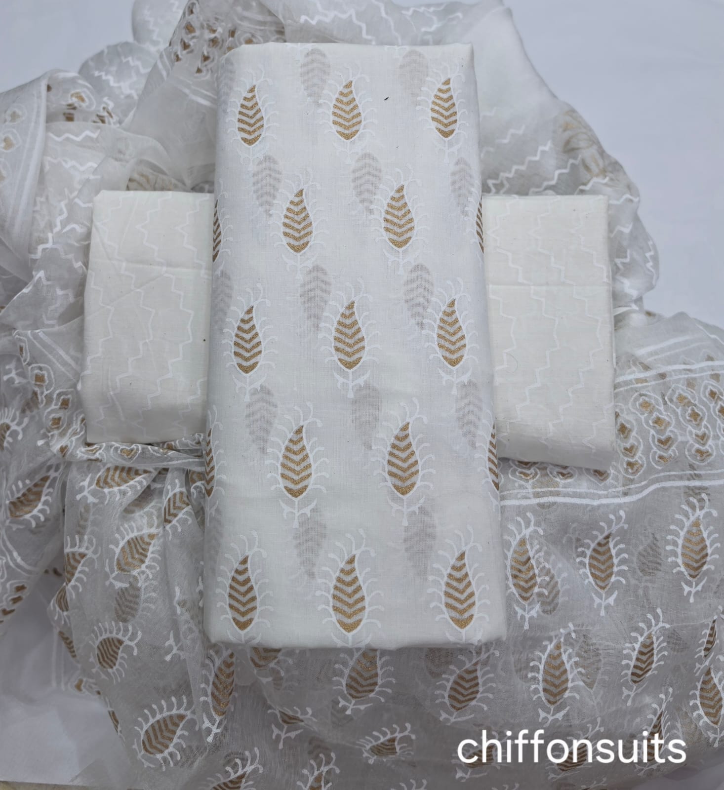 Designer Pure Cotton Suit with Chiffon Dupatta (PCHFYS94)