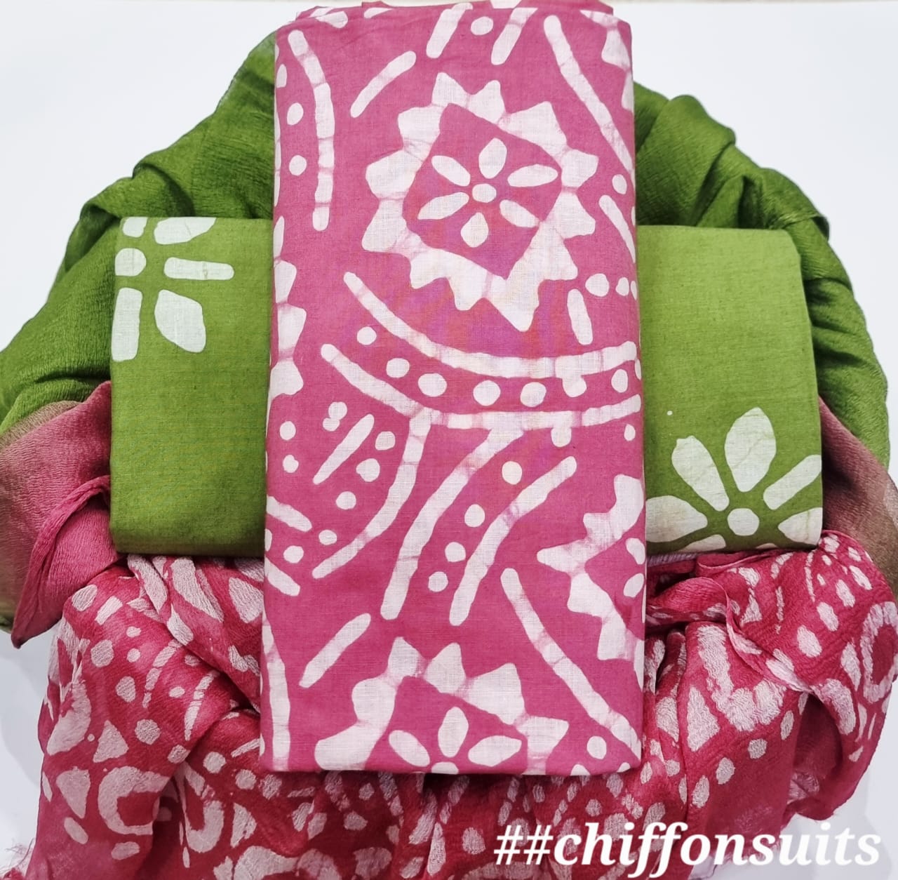 DESIGNER HAND BLOCK PRINT PURE COTTON SUIT WITH CHIFFON DUPATTA (PCHFYS152)